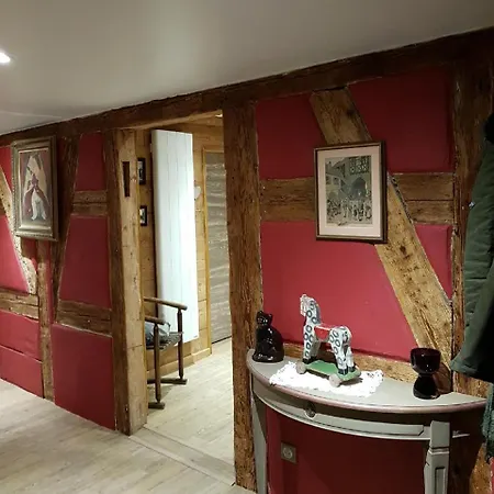 Au Fil De L'ecriture - Sur La Route Des Vins A * Riquewihr