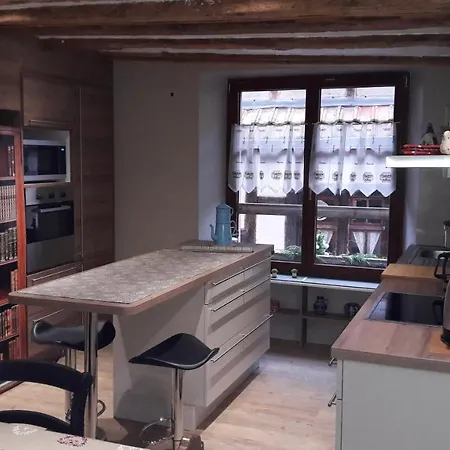 Au Fil De L'ecriture - Sur La Route Des Vins A